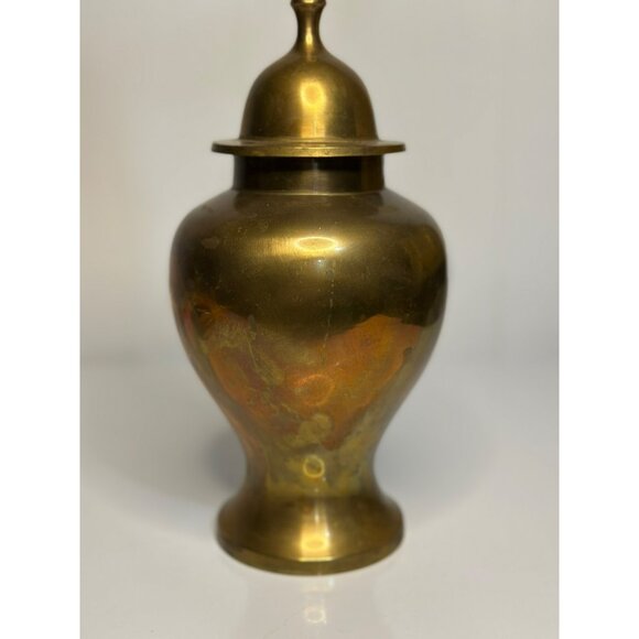VTG Brass Lidded Temple-Style Vase 9.5"Ginger Jar Decorative Timeless Home Décor - Picture 2 of 9